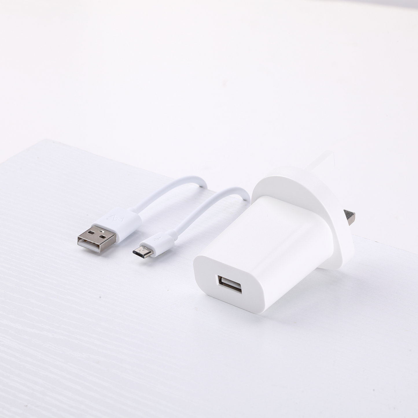 2A (10W) USB-C to USB-A Home Charger      UK